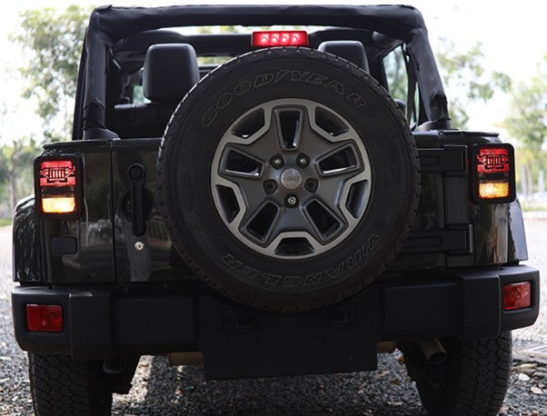 Jeep Wrangler tail light cover modified accessories Jeep Wrangler tail light frame brake light protective cover